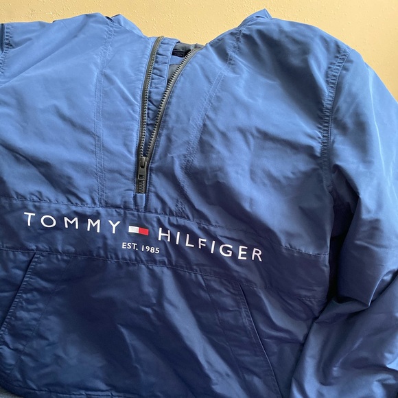 Tommy Hilfiger windbreaker - Picture 3 of 5